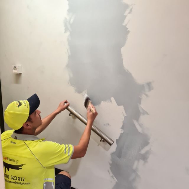 Dan Murphys fancy walls stone finish